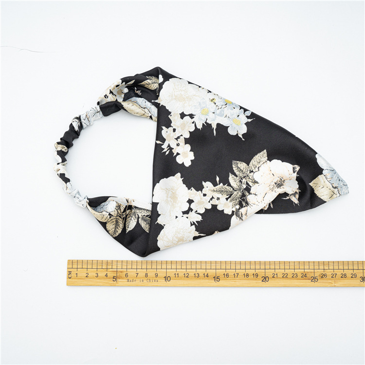 Three-State Satin Triangular Binder Hair Accessories 2021 European and American New Closed Toe Hair Band Elastic Elastic Band Headband Cross-Border Supply Three-State Satin Triangular Binder Hair Accessories 2021 European and American New Closed Toe Hair Band Elastic Elastic Band Headband Cross-Border Supply