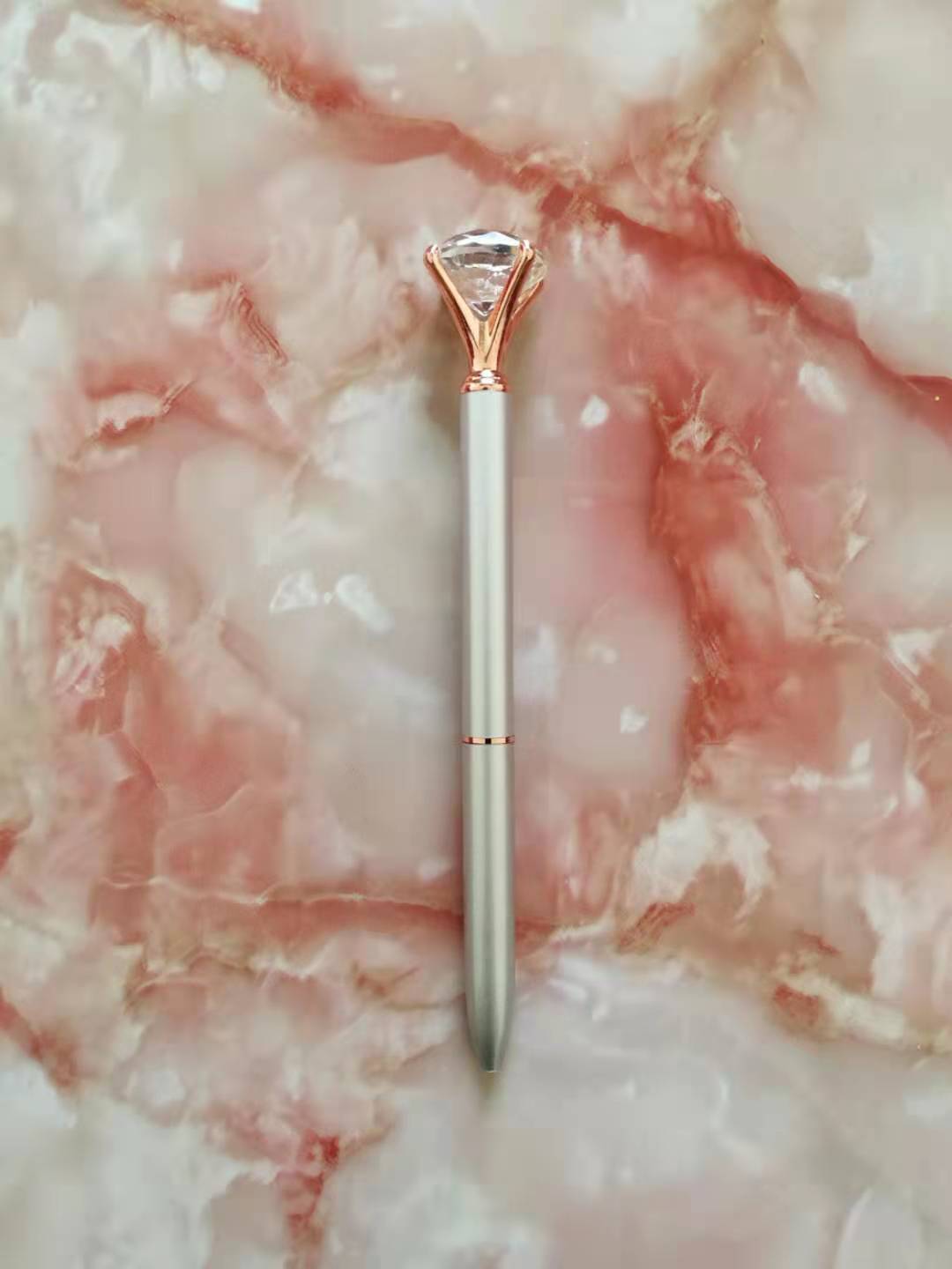 Factory Wholesale Big Diamond Pen Crystal Diamond Pen Business Advertising Gift Pen Creative Rhinestone Pen Metal Ball Point Pen