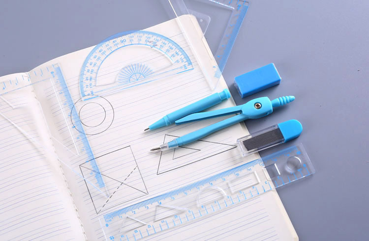 Student Stationery Cartoon Multifunctional Compasses Set Metal Compass Ruler 7-Piece Set Exam Drawing Tools Student Stationery Cartoon Multifunctional Compasses Set Metal Compass Ruler 7-Piece Set Exam Drawing Tools