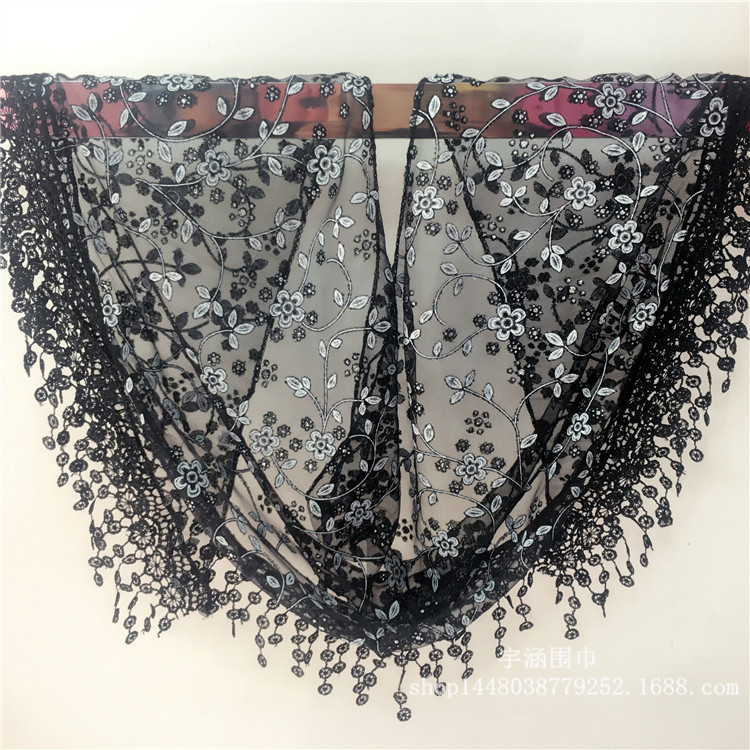 Export Korean Style Four Seasons Foreign Trade Triangle Scarf Lace Hollow Tassel Triangular Binder Lace Scarf Ladies Wholesale Export Korean Style Four Seasons Foreign Trade Triangle Scarf Lace Hollow Tassel Triangular Binder Lace Scarf Ladies Wholesale