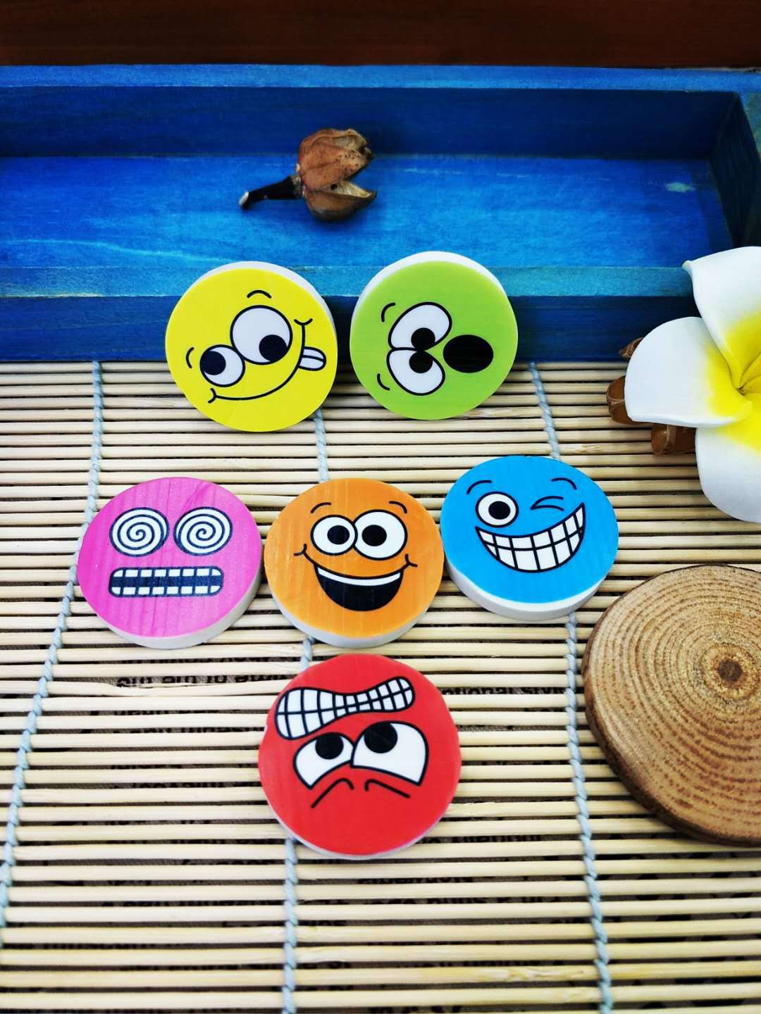 Creative Cartoon Color Expression Eraser Primary School Student School Supplies Eraser Factory Direct Sales Wholesale
