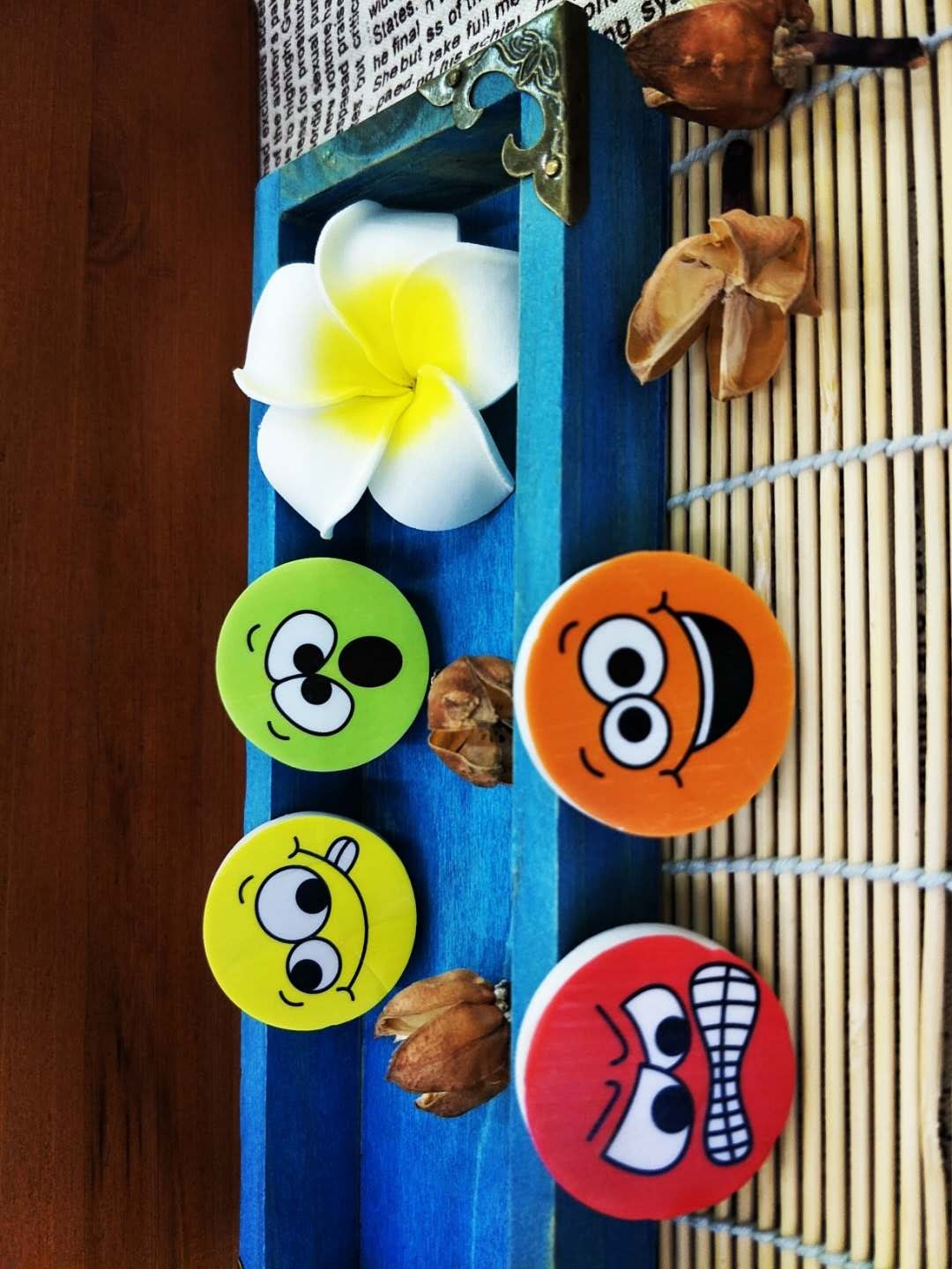 Creative Cartoon Color Expression Eraser Primary School Student School Supplies Eraser Factory Direct Sales Wholesale