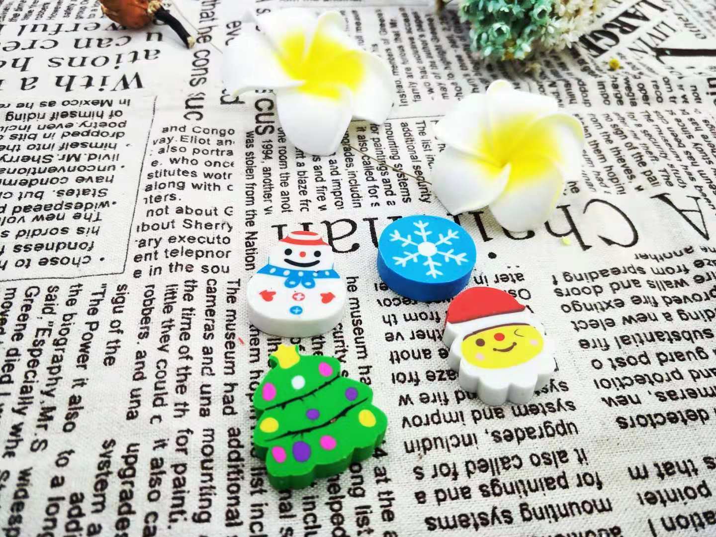 Creative Stationery Cute Fashion 4PCs Christmas Eraser Student Prize Cute Eraser Wholesale