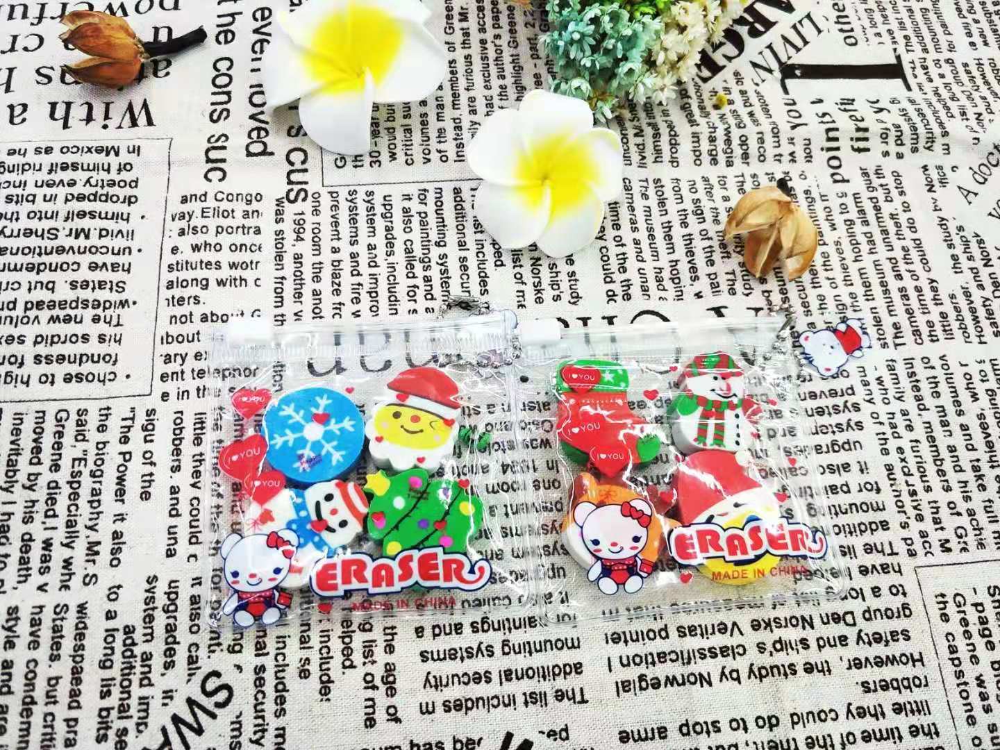 Creative Stationery Cute Fashion 4PCs Christmas Eraser Student Prize Cute Eraser Wholesale