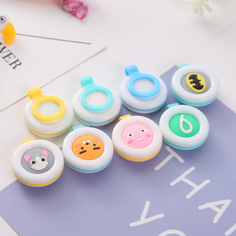 Factory Direct Sales Cartoon Solid Outdoor Mosquito Repellent Buckle Baby Pregnant Women Mosquito Repellent Buckle Children Anti-Mosquito Button Take Along Sticker