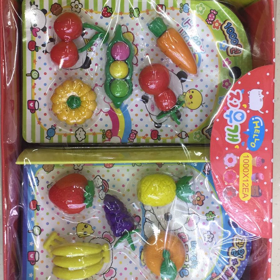 The food card eraser is inserted into the fruit card 3D plastic eraser.
