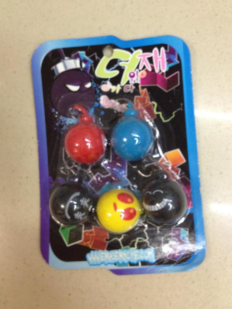 8002-1 bomb style cartoon blister card Eraser