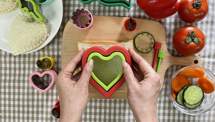 Pocket Sandwich Mold Flower-Shaped Clover Loaf Form Dumpling Mold Easter Cookie Cutter Baking Mold