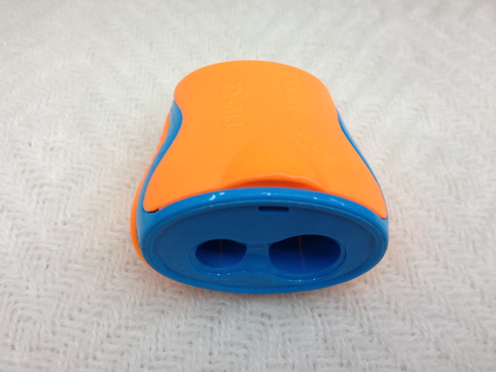 Geometric modelling double - hole pencil sharpener plastic big hole gouging wholesale