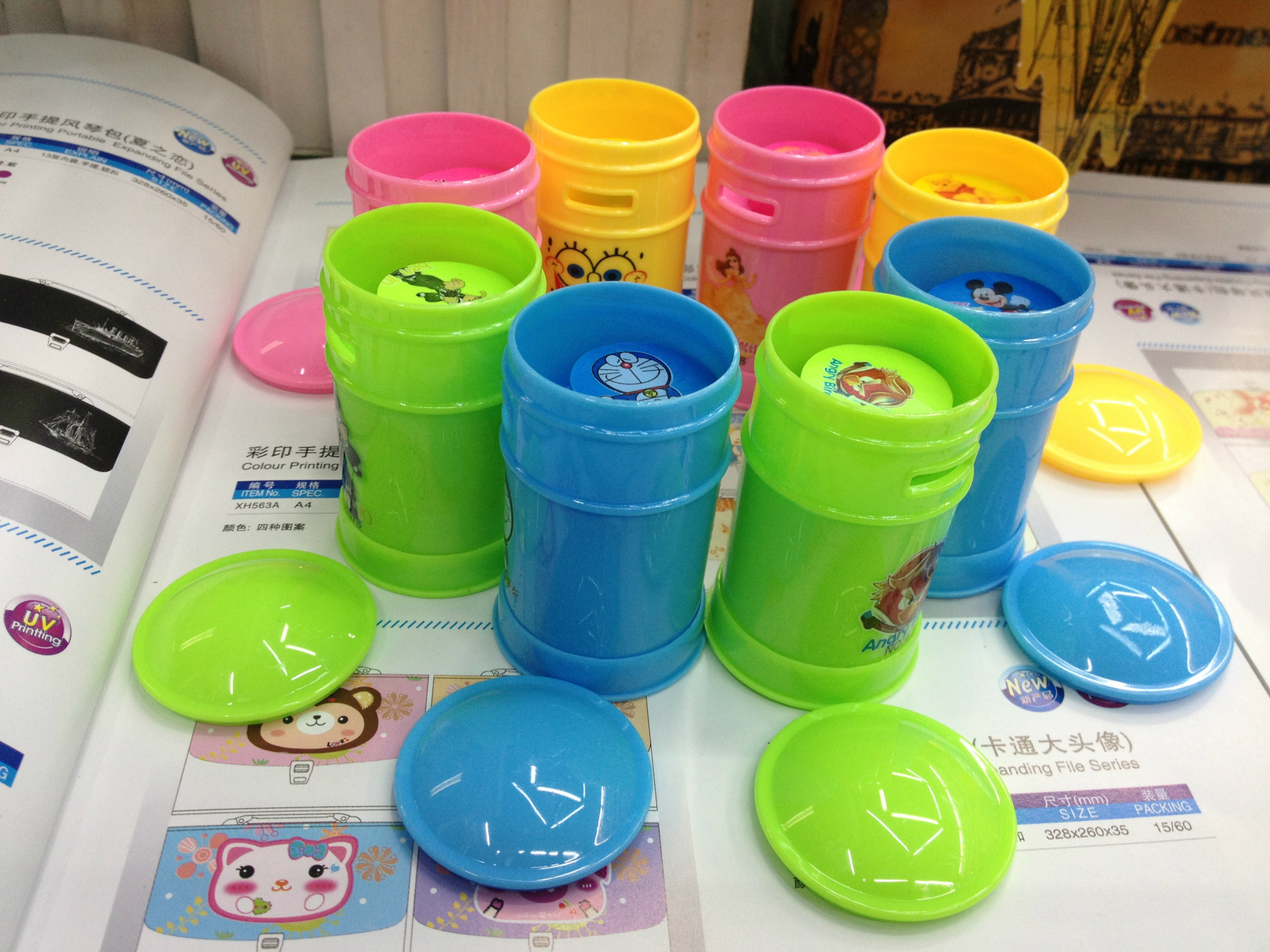 Manufacturer direct marketing fashion envelope barrel pencil sharpener tool manual pencil sharpener