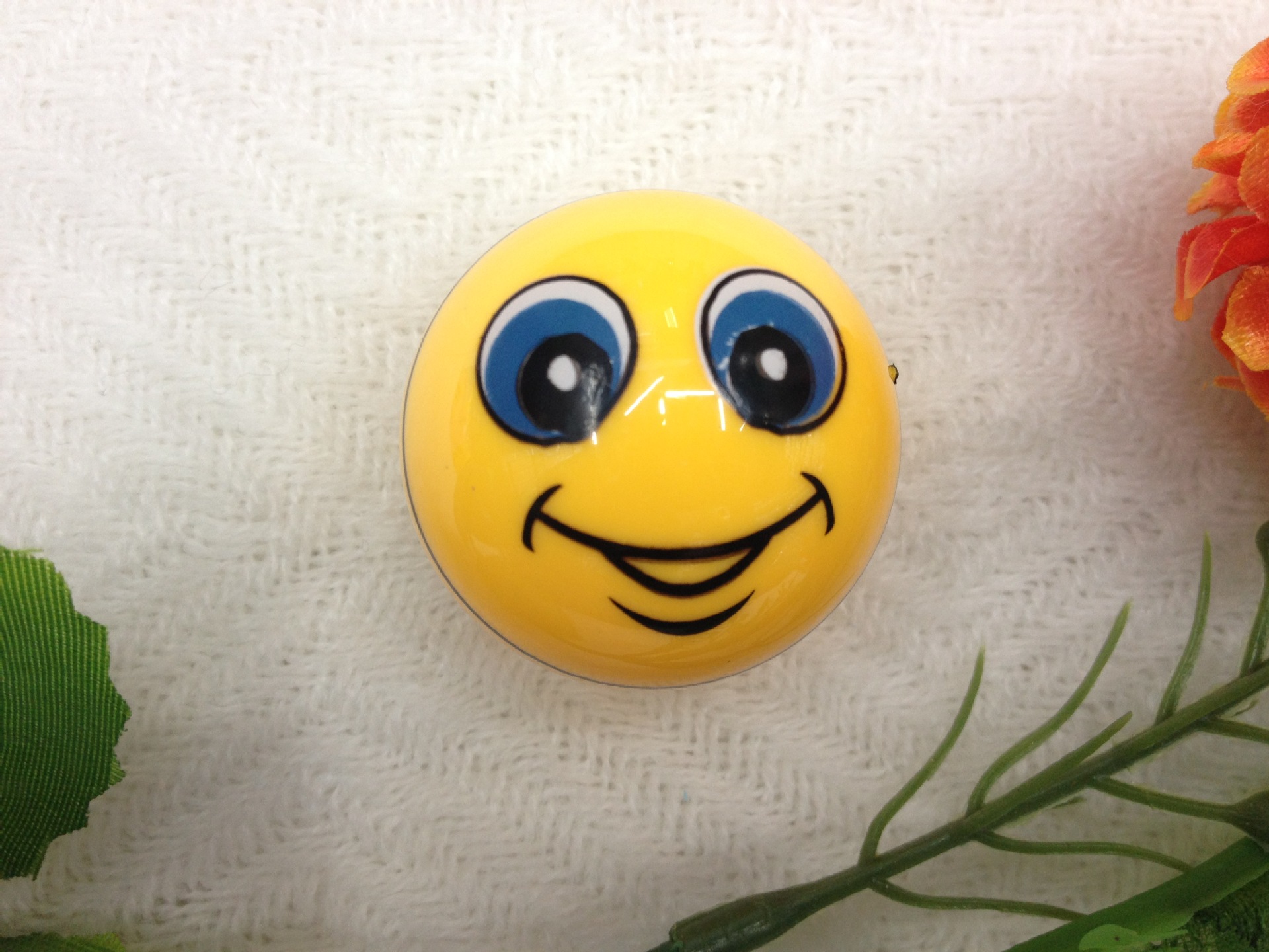 Funny face pencil sharpener round plastic single-hole cartoon pencil sharpener Funny face pencil sharpener round plastic single-hole cartoon pencil sharpener