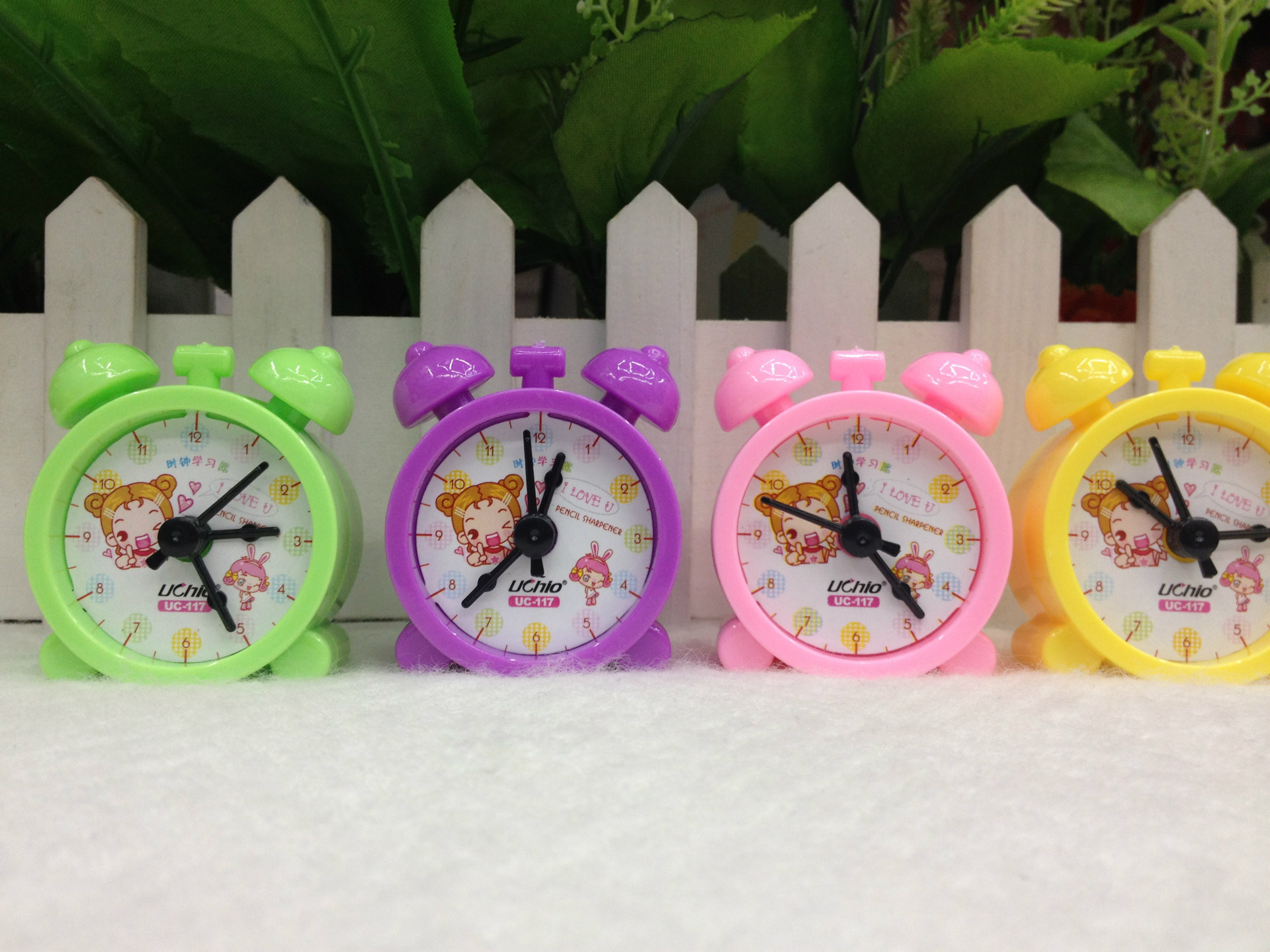 Clock style pencil sharpener candy color plastic pencil sharpener manual double hole pencil sharpener