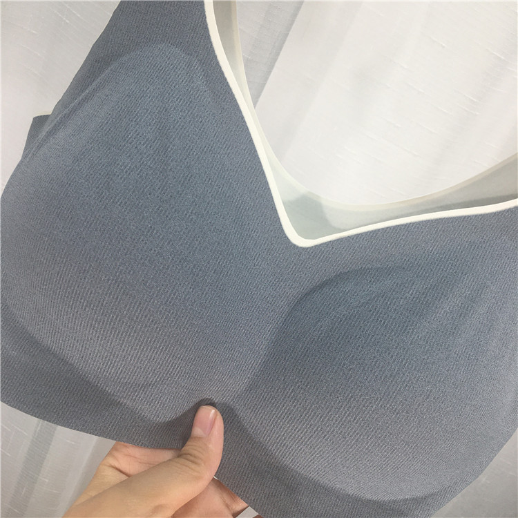 Gufei 19704 Seamless Medium-Weight Cup AB Cup Girl Bra Vest Small Chest Latex Push up Underwear without Steel Ring Gufei 19704 Seamless Medium-Weight Cup AB Cup Girl Bra Vest Small Chest Latex Push up Underwear without Steel Ring