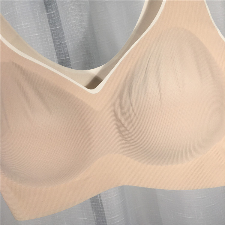 Gufei 19704 Seamless Medium-Weight Cup AB Cup Girl Bra Vest Small Chest Latex Push up Underwear without Steel Ring Gufei 19704 Seamless Medium-Weight Cup AB Cup Girl Bra Vest Small Chest Latex Push up Underwear without Steel Ring