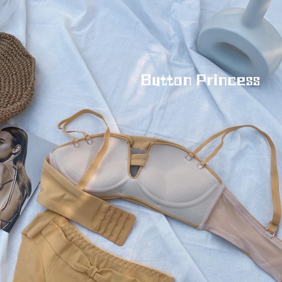 Button Girl Deep V-neck Hollow-out Underwear Comfortable Seamless Wireless Push up Adjustable Push up Accessory Breast Push up Bra Button Girl Deep V-neck Hollow-out Underwear Comfortable Seamless Wireless Push up Adjustable Push up Accessory Breast Push up Bra