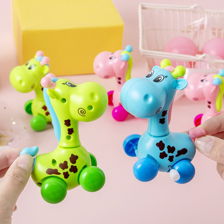 Wound up the chain giraffe children cute cartoon puzzle toys on the string fawn ground push small gifts toys wholesale