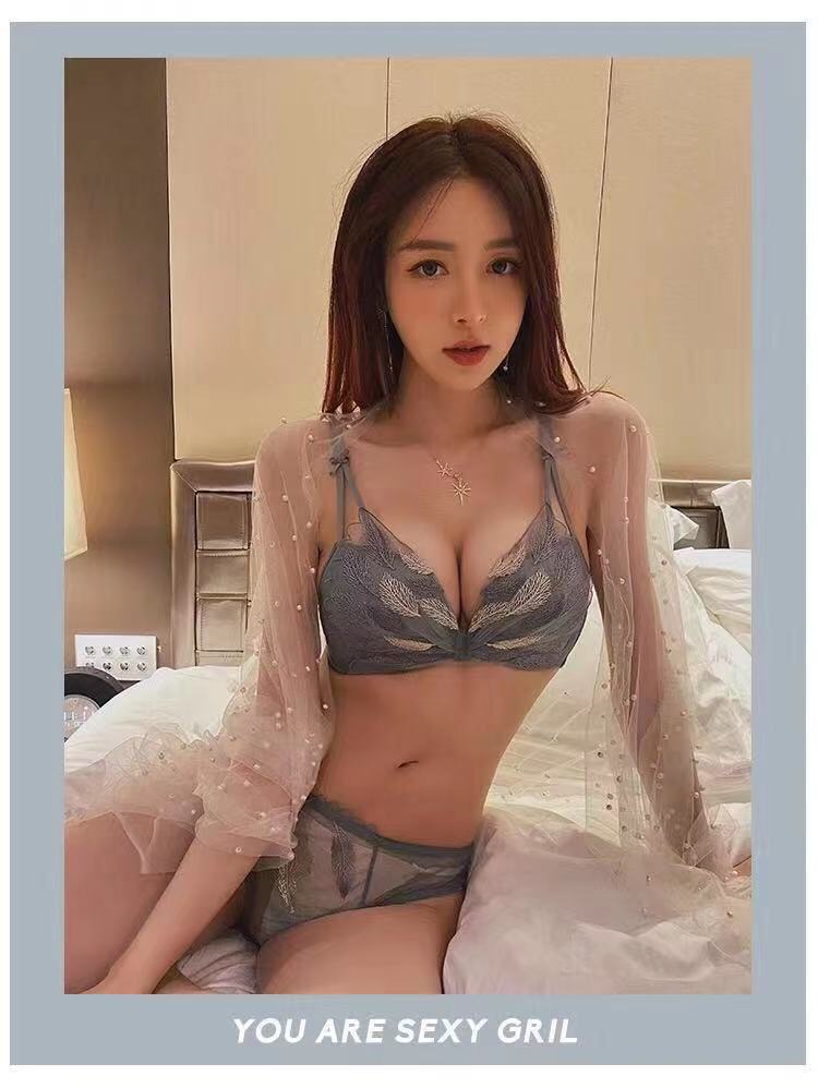 New Thin Wireless Small Breast Push up Underwear Lace Embroidery Adjustable Anti-Sagging Breathable Girly Bra Set New Thin Wireless Small Breast Push up Underwear Lace Embroidery Adjustable Anti-Sagging Breathable Girly Bra Set