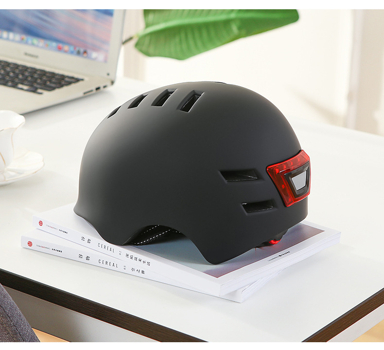 Lighting Warning with Lights Integrated Helmet Bicycle Balance Car ElectrombileScooter Cycling Outdoor Helmet Lighting Warning with Lights Integrated Helmet Bicycle Balance Car ElectrombileScooter Cycling Outdoor Helmet