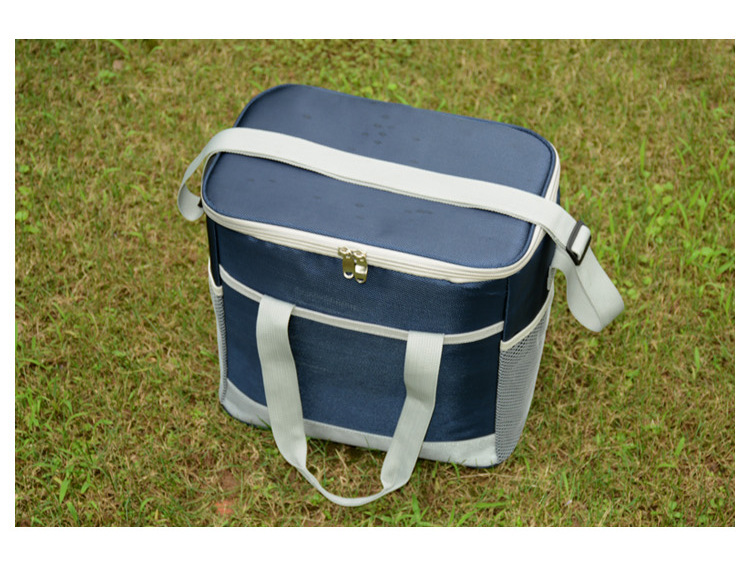 Lunch Box Bag Ice Pack Large Capacity Insulated Lunch Bag Large Outdoor Portable Portable Thickened Cooler Bag Lunch Box Bag Ice Pack Large Capacity Insulated Lunch Bag Large Outdoor Portable Portable Thickened Cooler Bag