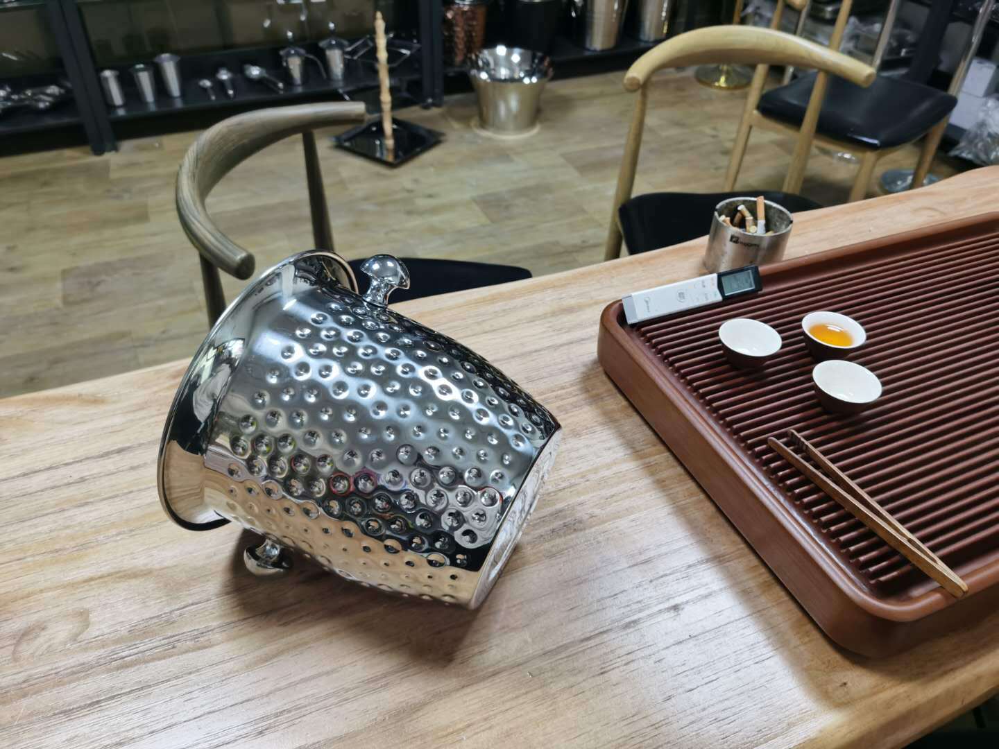 Stainless Steel Horn Champagne Bucket Hammer Pattern Champagne Barrel-Type Red Wine Barrel Hotel Bar KTV Ice Bucket Stainless Steel Horn Champagne Bucket Hammer Pattern Champagne Barrel-Type Red Wine Barrel Hotel Bar KTV Ice Bucket
