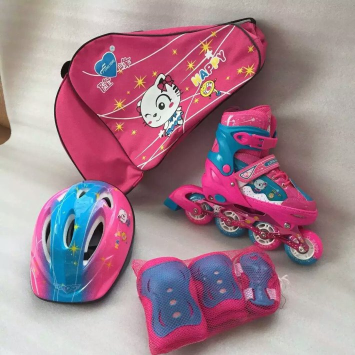 Skates Helmet Protective Gear Three-in-One Suit for Longfeng 607 Roller Skates Skates Skates Helmet Protective Gear Three-in-One Suit for Longfeng 607 Roller Skates Skates