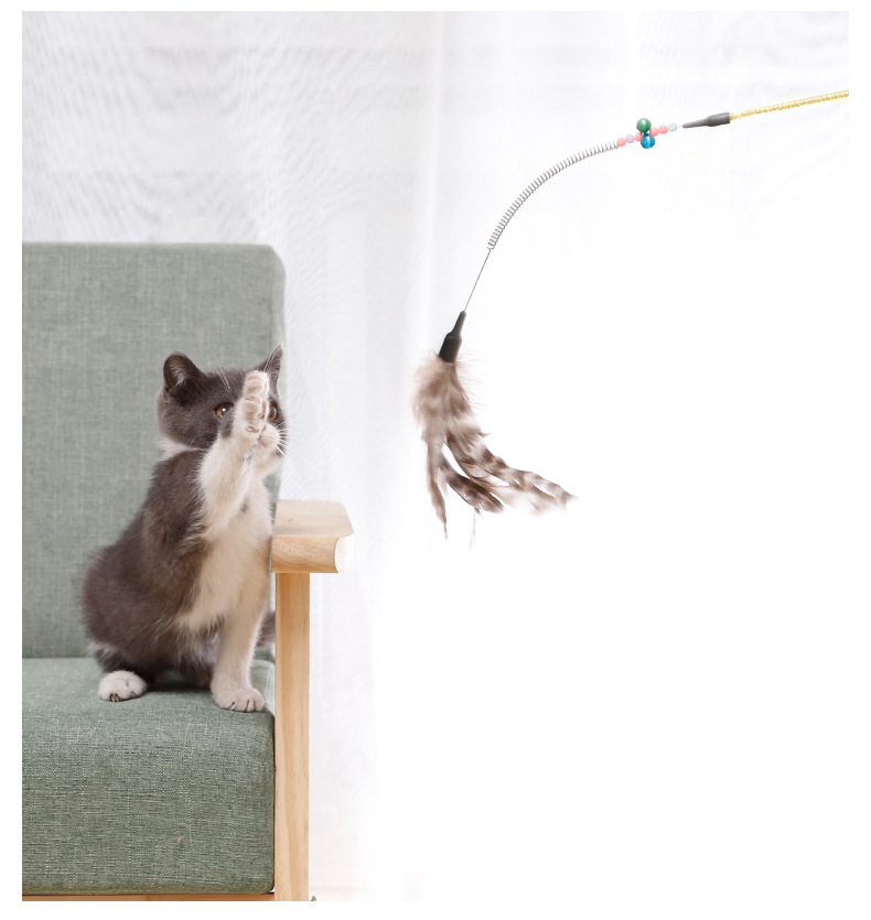 In Stock Wholesale Bags Cat Toy Acrylic Color Stripes Tube + Striped Feather Spring Cat Teaser