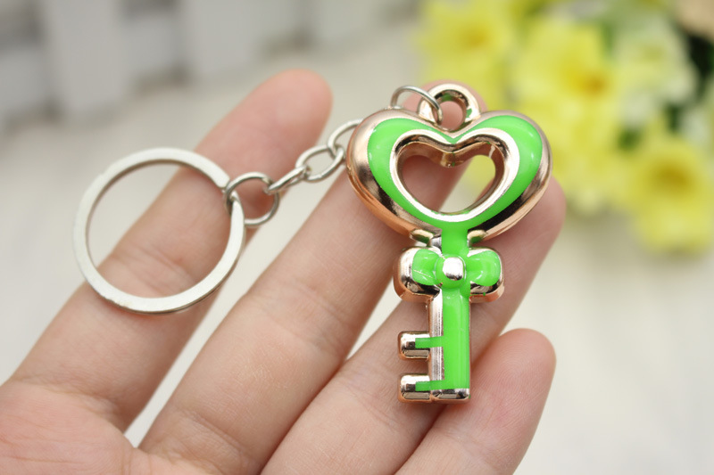 Factory Direct Sales Creative Cute Small Gift Exquisite Acrylic Love Key Key Chain Mobile Phone Pendant Wholesale