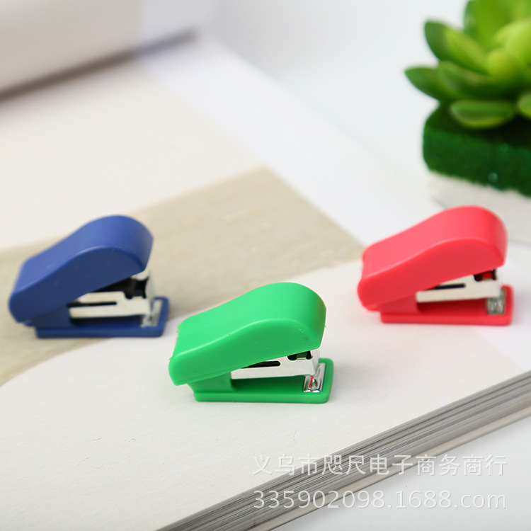 Bin bin-bin wholesale stapler small student mini stapler hand-held office supplies