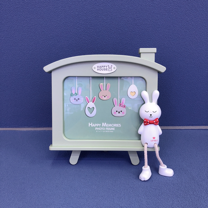 Haotao Photo Frame HT-TF3383 House-Shaped Hanging Rabbit 7-Inch (3 Colors)