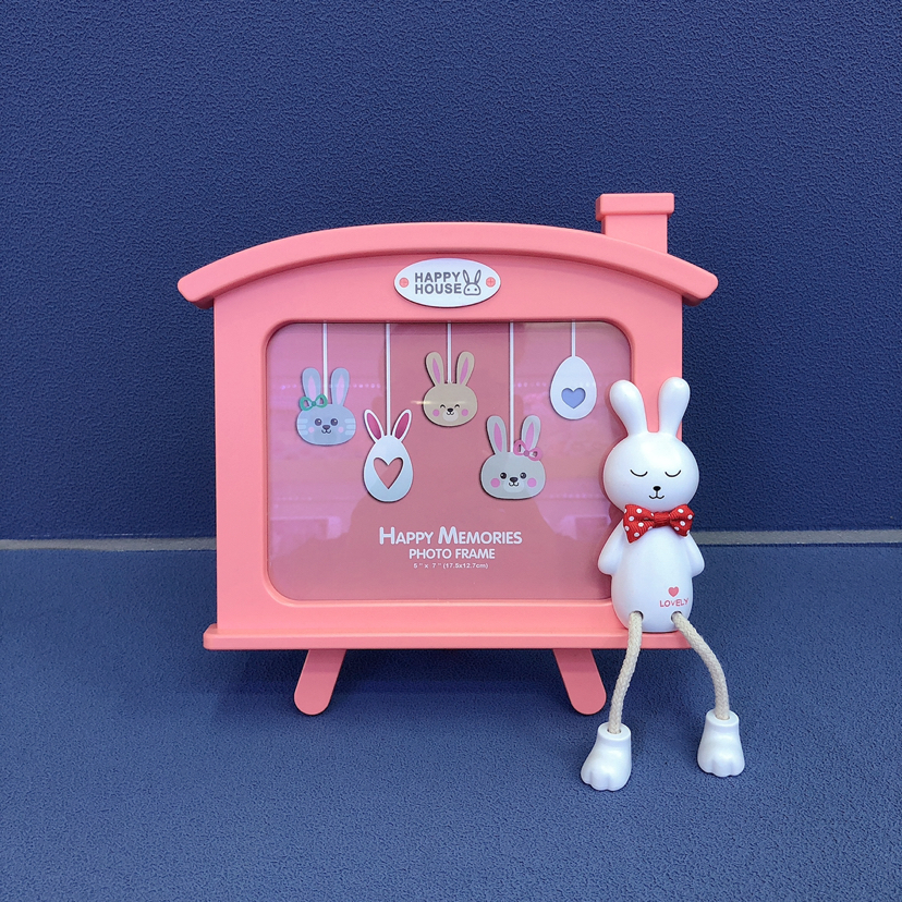 Haotao Photo Frame HT-TF3383 House-Shaped Hanging Rabbit 7-Inch (3 Colors) Haotao Photo Frame HT-TF3383 House-Shaped Hanging Rabbit 7-Inch (3 Colors)