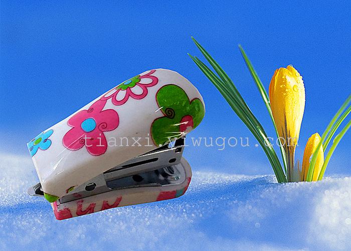 stationery  staple  Mini stapler machine 8228Y ceramic creative staples