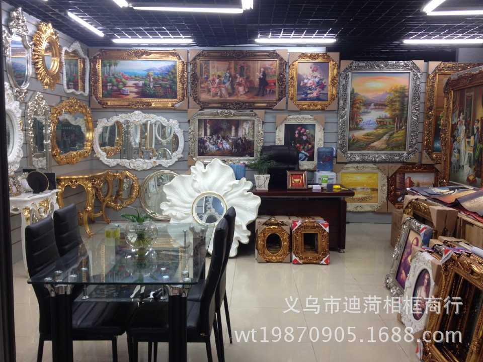 European-Style Canvas Frame Large Wedding Wedding Props Carved Vintage Photo Studio Background KTV Decorative Wall-Mounted Photo Frame Resin