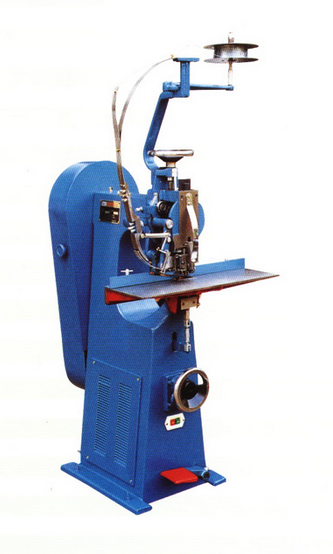 Wire stapler