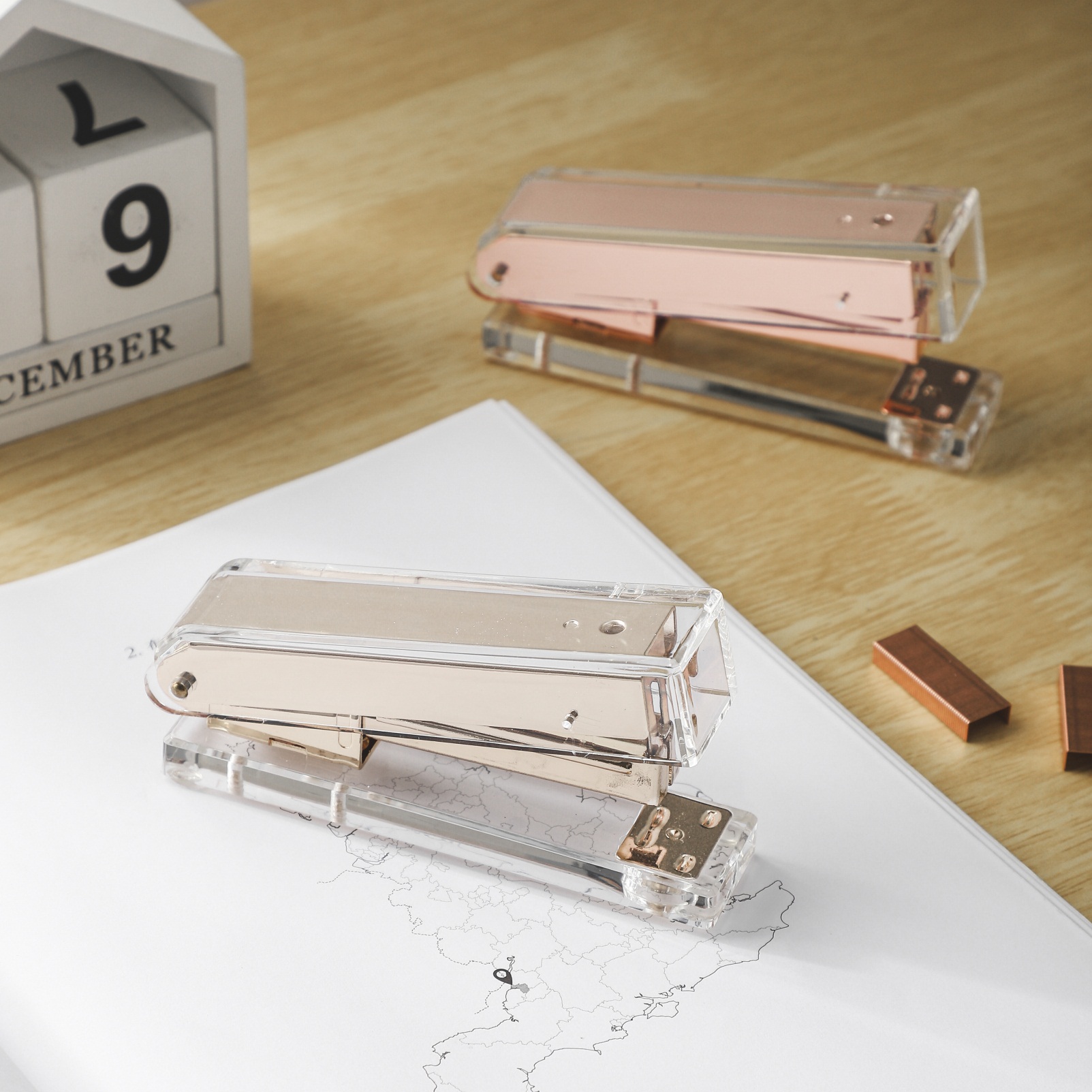 Factory Direct Sales Acrylic Stapler Acrylic Office Supplies