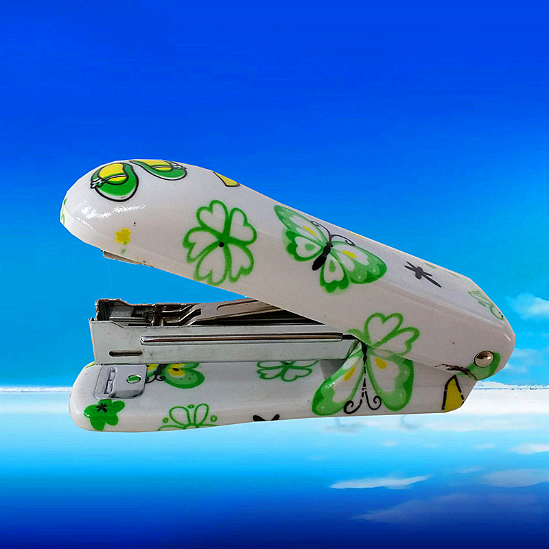 stationery    staples  The stapler Mini stapler 8241Y ceramic stapler  staple