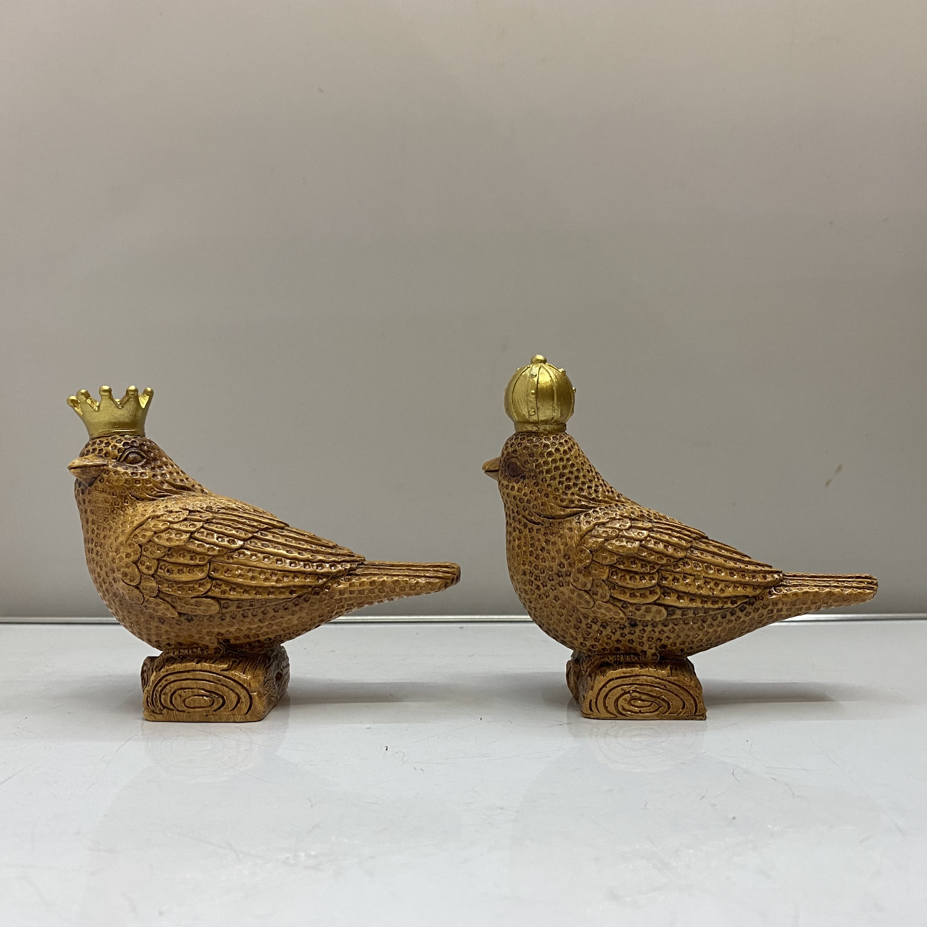 Crafts Resin Decorations Imitation Wood Color Couple Bird Ornaments Modern Home Decoration Technology Gift Factory Direct Sales