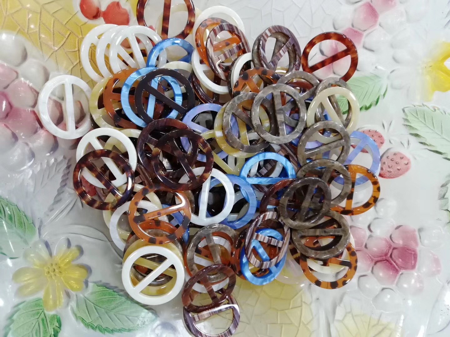 Clothes Corner Retaining Ring T-shirt Buckle Versatile Korean Style Tie Clothes Fantastic Product Hem Decorative Shape Buckle Round Knotted Towel Buckle
