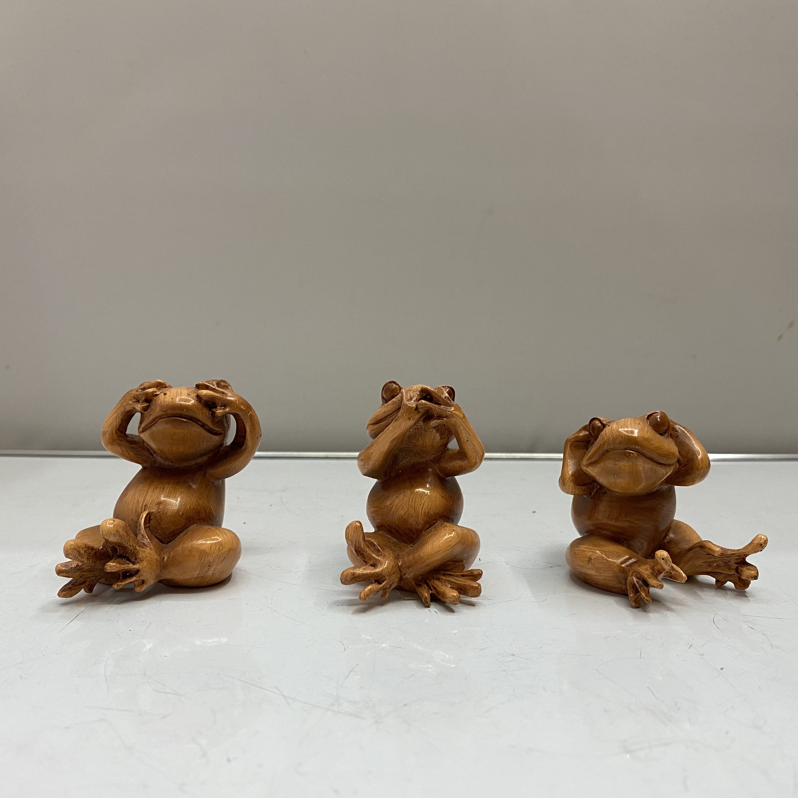 Resin Decorations Crafts Imitation Wood Color Don't Listen, Don't Look, Don't Say Three Frog Resin Home Creative Decoration Ornaments