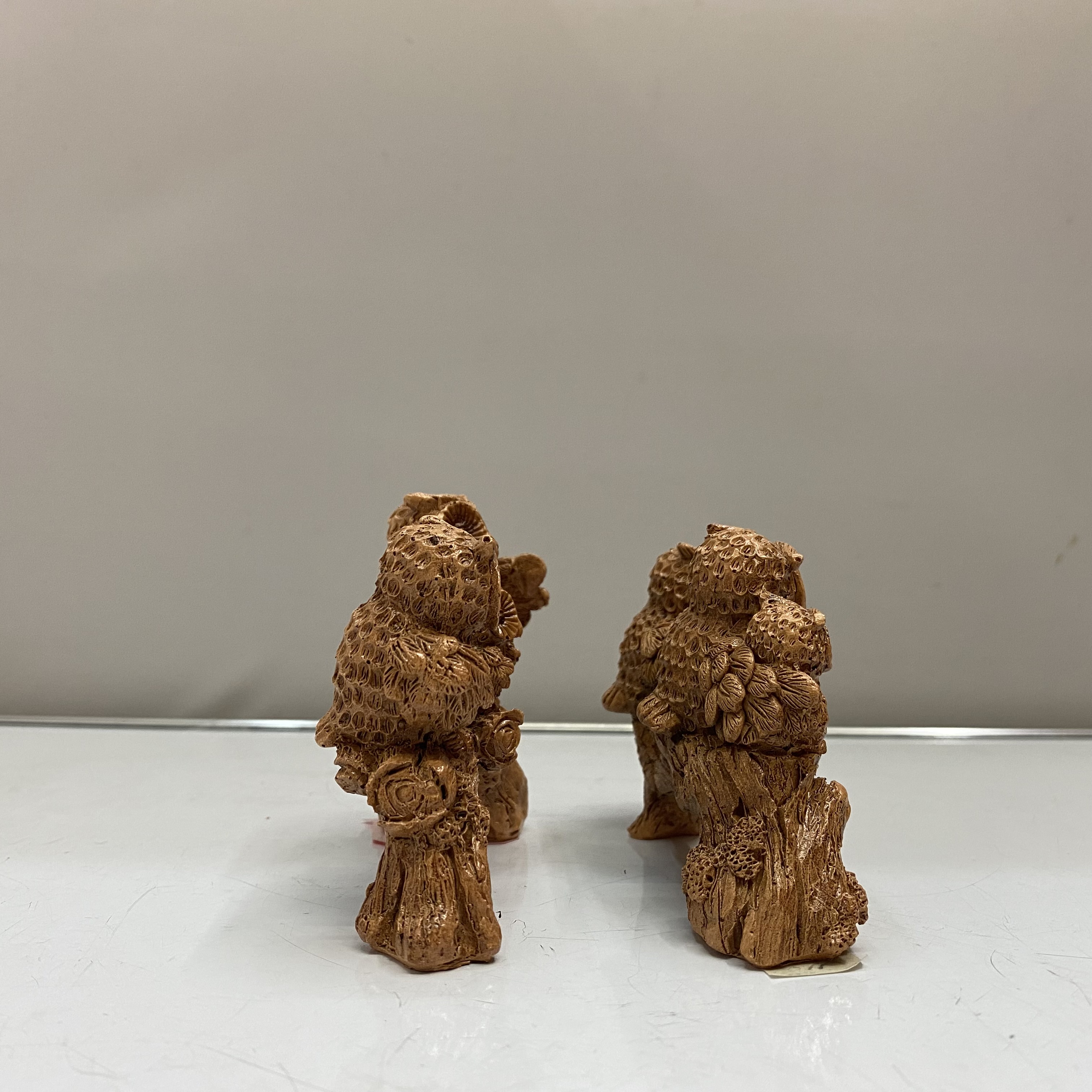 Resin Crafts Modern Creative Fun Imitation Wood Color Owl Home Decoration Technology Gift Factory Direct Sales