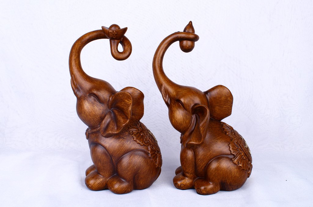 Decoration Chinese Simple Imitation Wood Grain Elephant Resin Crafts Home Decoration Factory Wholesale