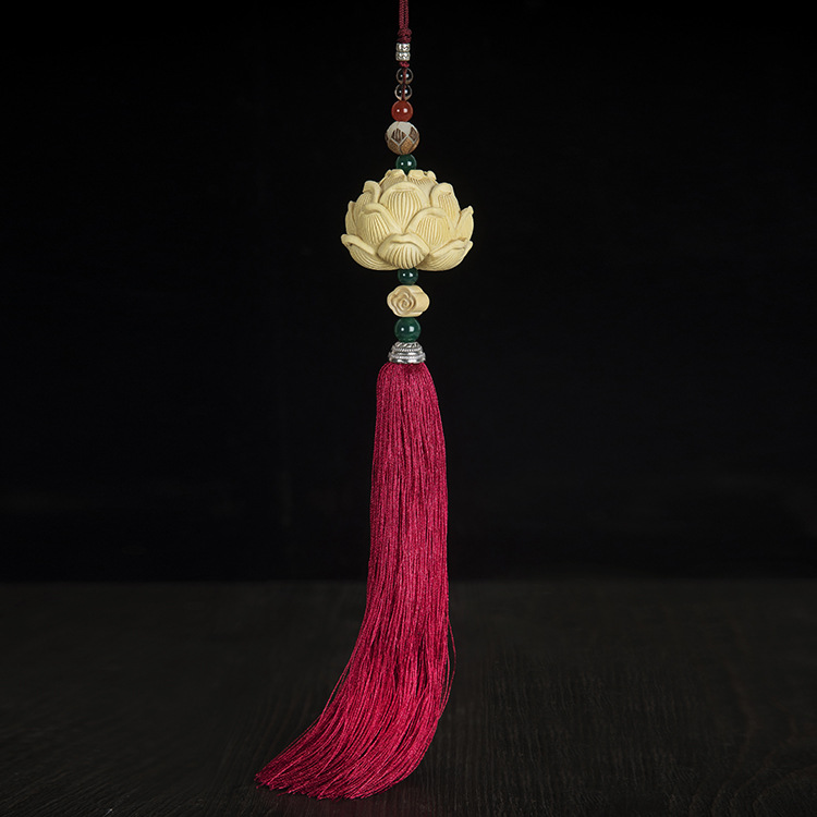New yellow poplar wood hanging lotus car hanging pieces wood crafts lotus three-dimensional hanging pieces New yellow poplar wood hanging lotus car hanging pieces wood crafts lotus three-dimensional hanging pieces