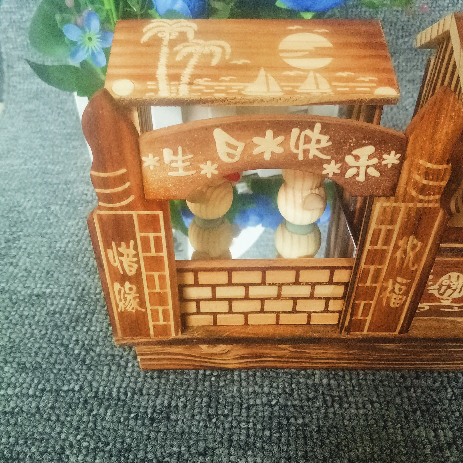 Factory wholesale creative wood rotation music wood windmill duck dance windmill wooden tourist crafts