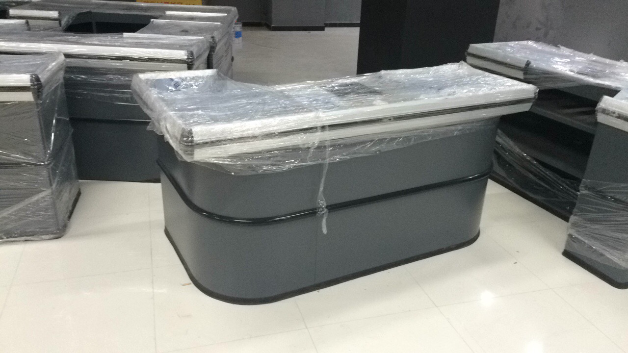 The large supermarket customised the best-selling grey cash register.
