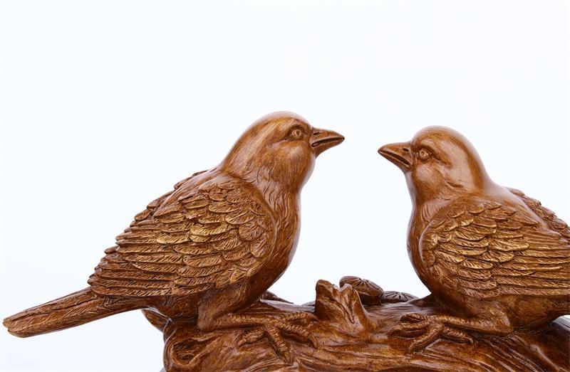 Resin Crafts Creative Wood Color Coupled Deer Couple Magpie Decoration Modern Living Room TV Cabinet Decorations