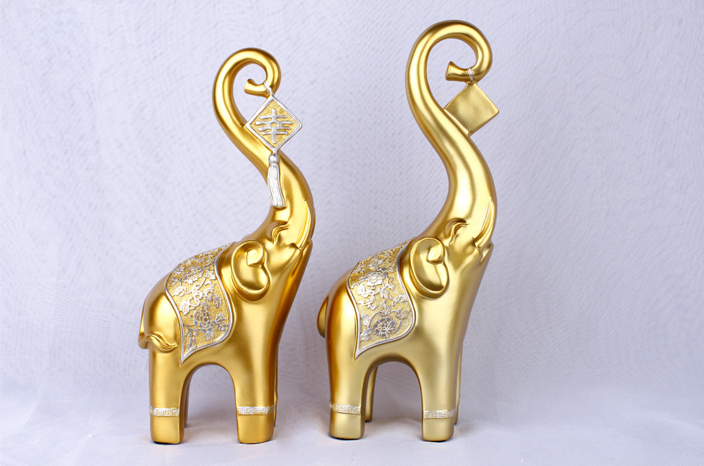 Resin Crafts Creative Wood Grain Happy Couple Elephant Decoration Living Room TV Cabinet Home Decoration Wedding Gift Resin Crafts Creative Wood Grain Happy Couple Elephant Decoration Living Room TV Cabinet Home Decoration Wedding Gift