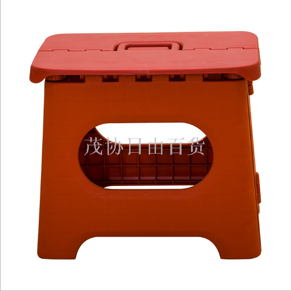 Plastic stool camping folding stool outdoor portable folding chair fishing changing shoes stool resting feet horse folding chair