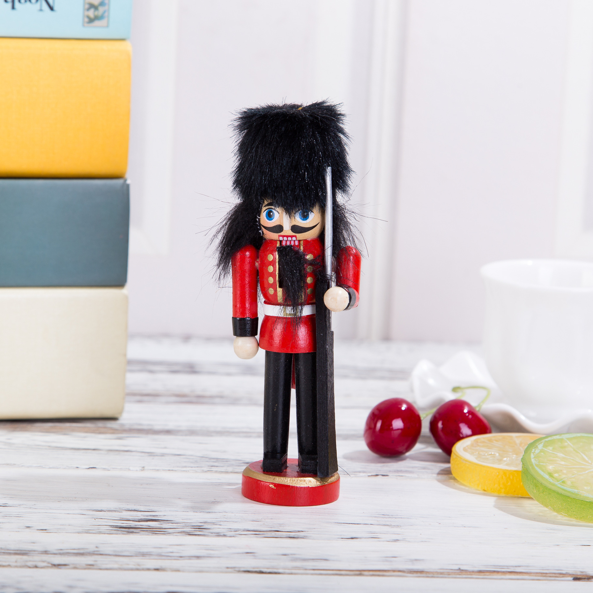 New wooden crafts Europe and the United States semi-manual wood decoration nutcracker decoration wholesale New wooden crafts Europe and the United States semi-manual wood decoration nutcracker decoration wholesale