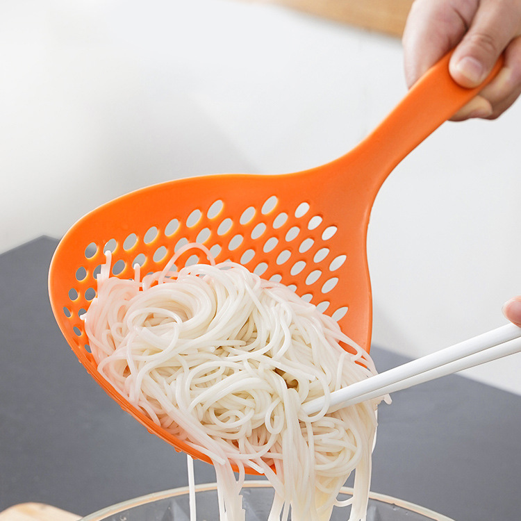 Japanese-Style Colander Large Spoon Kitchen Large Noodle Strainer Colander Large Strainer Home Ladle round Strainer Draining