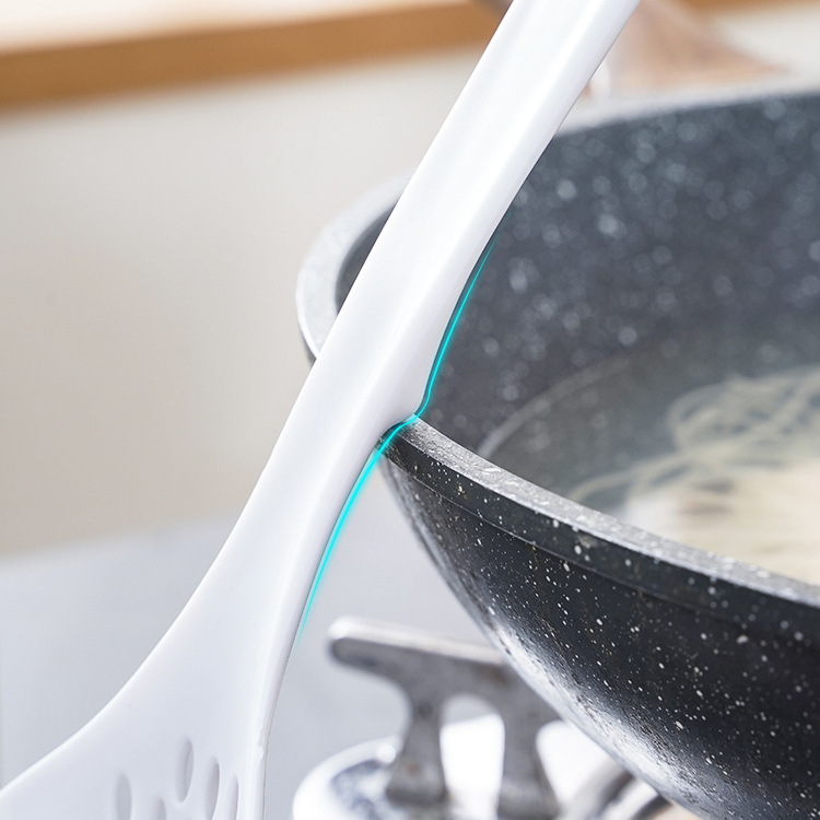 Japanese-Style Colander Large Spoon Kitchen Large Noodle Strainer Colander Large Strainer Home Ladle round Strainer Draining