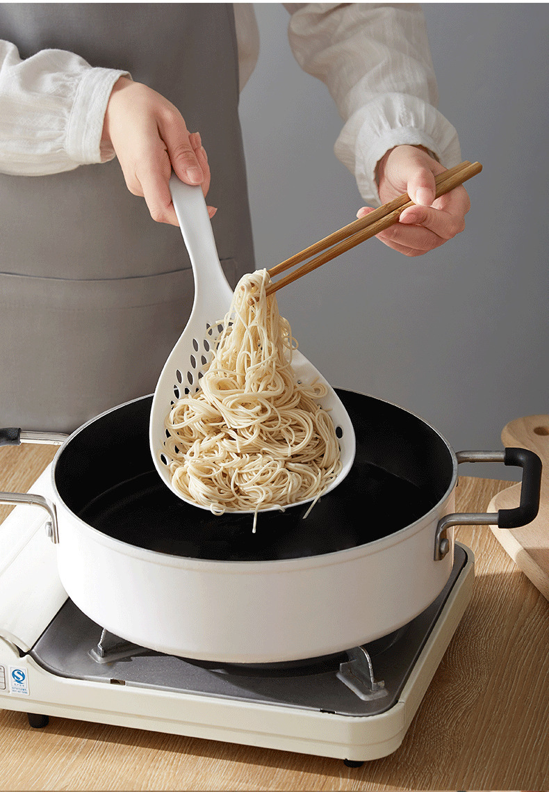 Japanese-Style Household Kitchen Skimmer Large Nylon Colander Noodles Hot Pot Strainer Long Handle Noodles Strainer Wive-Screen Ladle Japanese-Style Household Kitchen Skimmer Large Nylon Colander Noodles Hot Pot Strainer Long Handle Noodles Strainer Wive-Screen Ladle